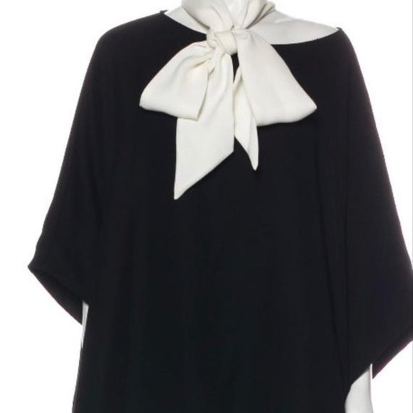 Carolina Herrera Oversized Black Tunic with White Neck Tie - Size M - Picture 1 of 6